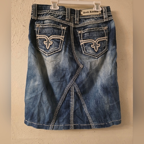 Rock Revival Indigo Denim with White Stitching - Picture 3 of 3